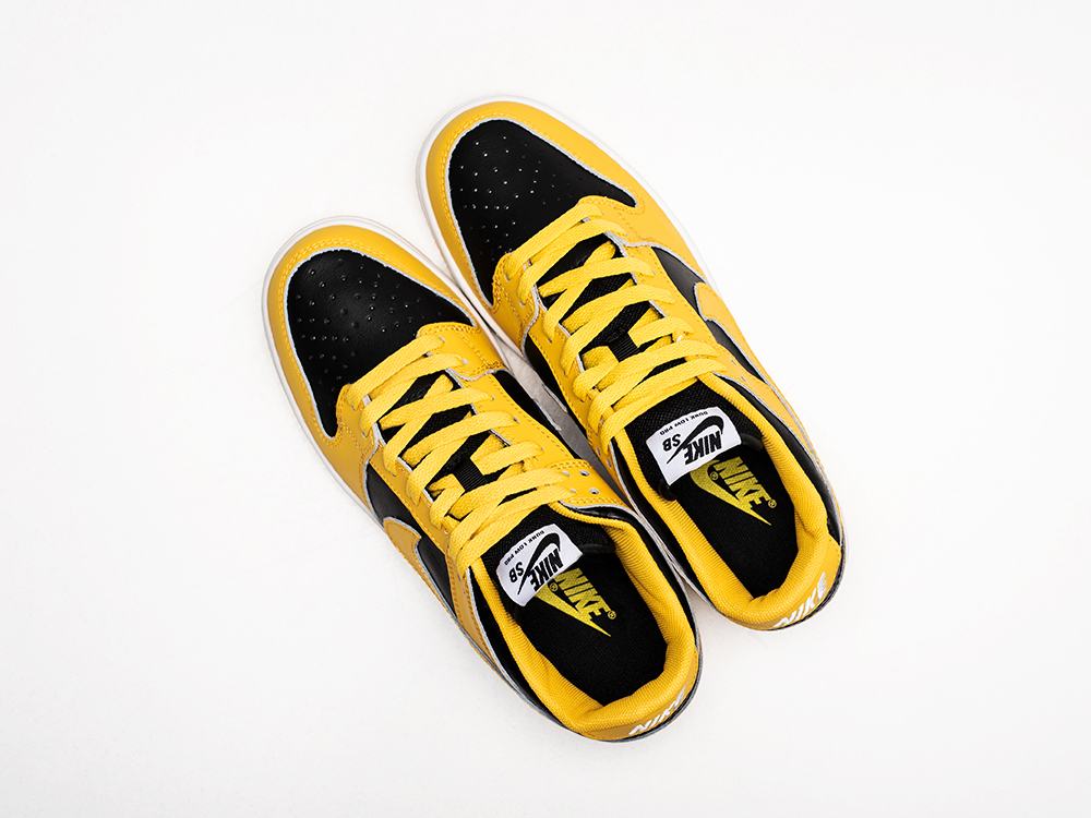 Кроссовки Nike SB Dunk Low Кроссовки Nike SB Dunk Low