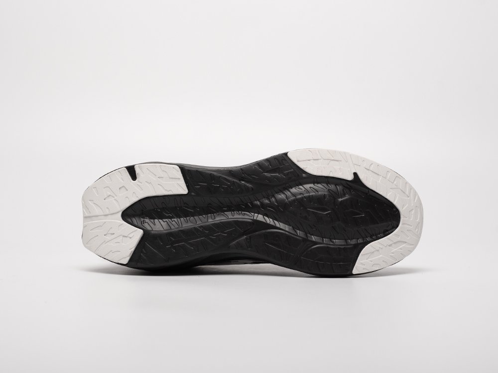 Кроссовки Asics Novablast 3