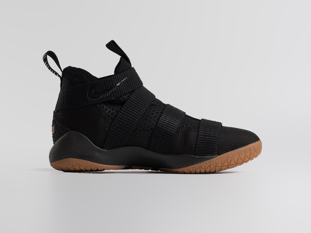 Кроссовки Nike Lebron Soldier 11