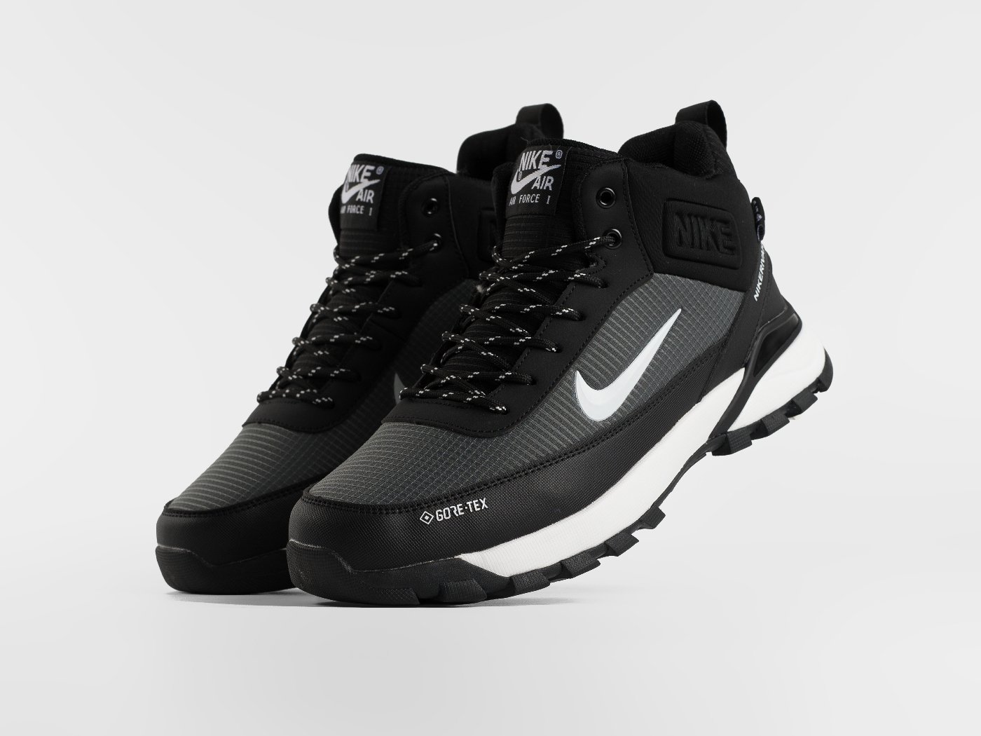 Зимние кроссовки Nike Rivah Mid