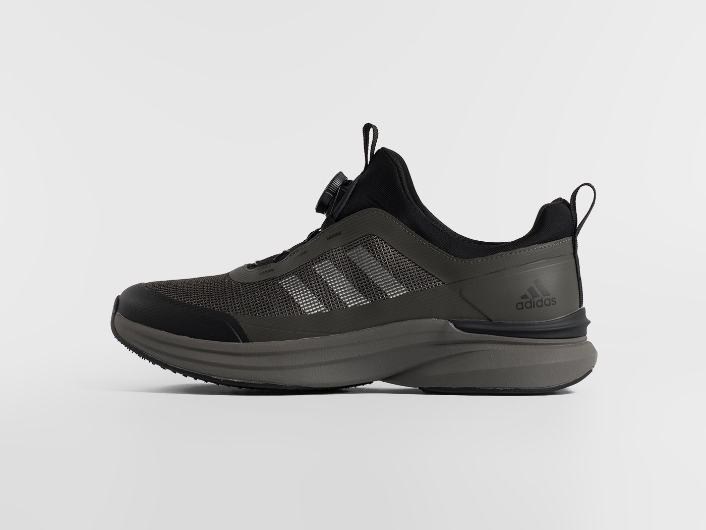 Кроссовки Adidas