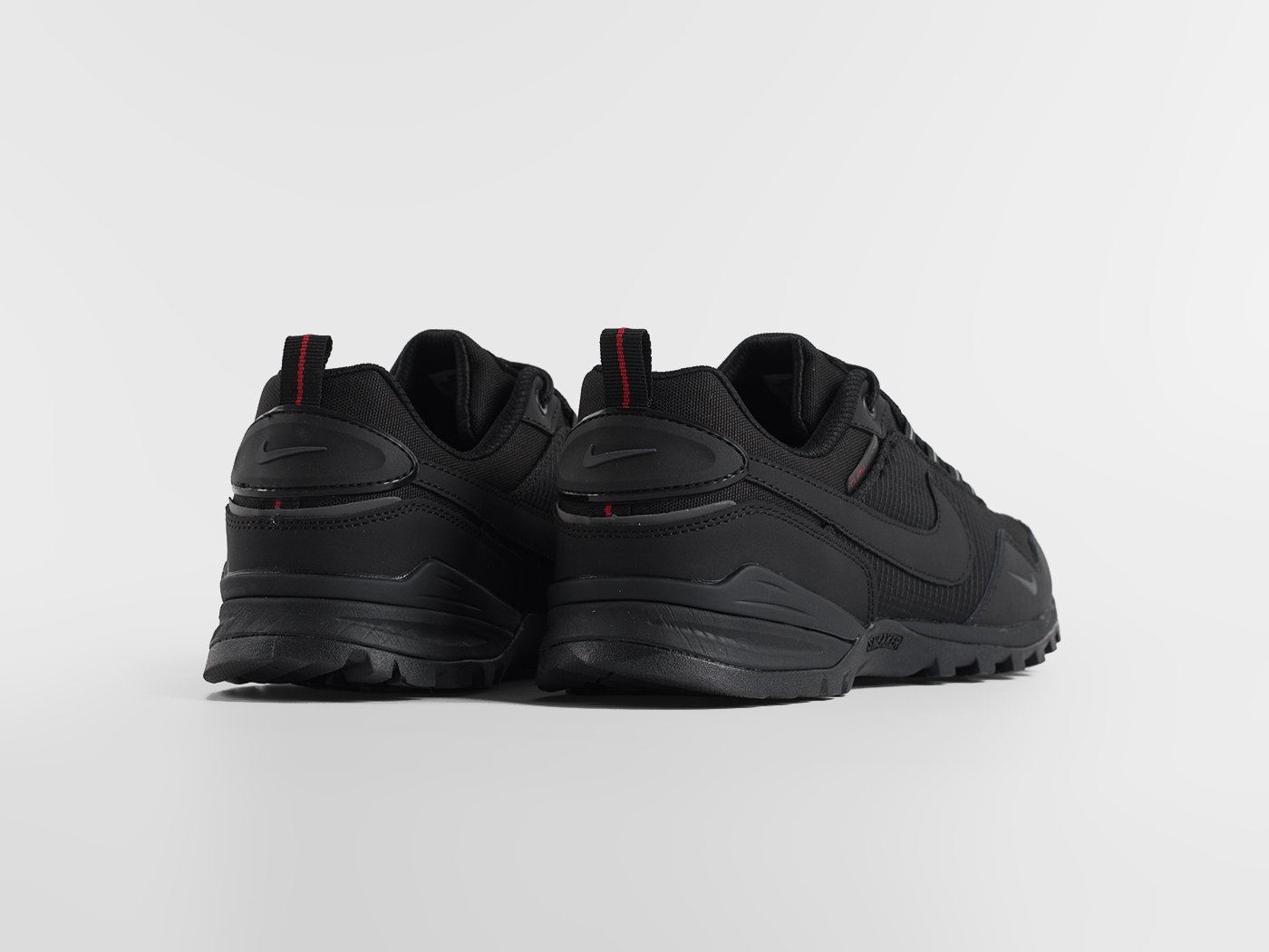 Кроссовки Nike