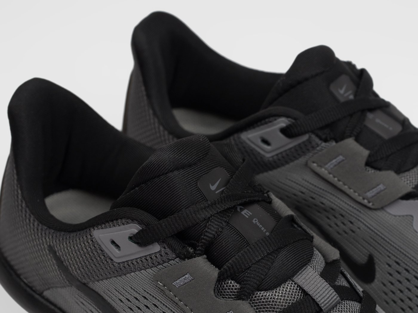 Кроссовки Nike