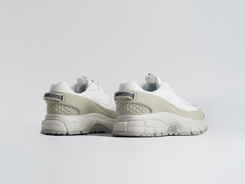 Кроссовки Nike Zoom Vomero 5 Roam