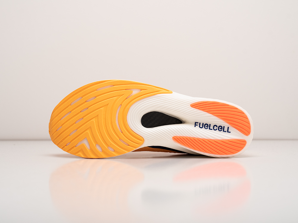 Кроссовки New Balance FuelCell RC Elite v2