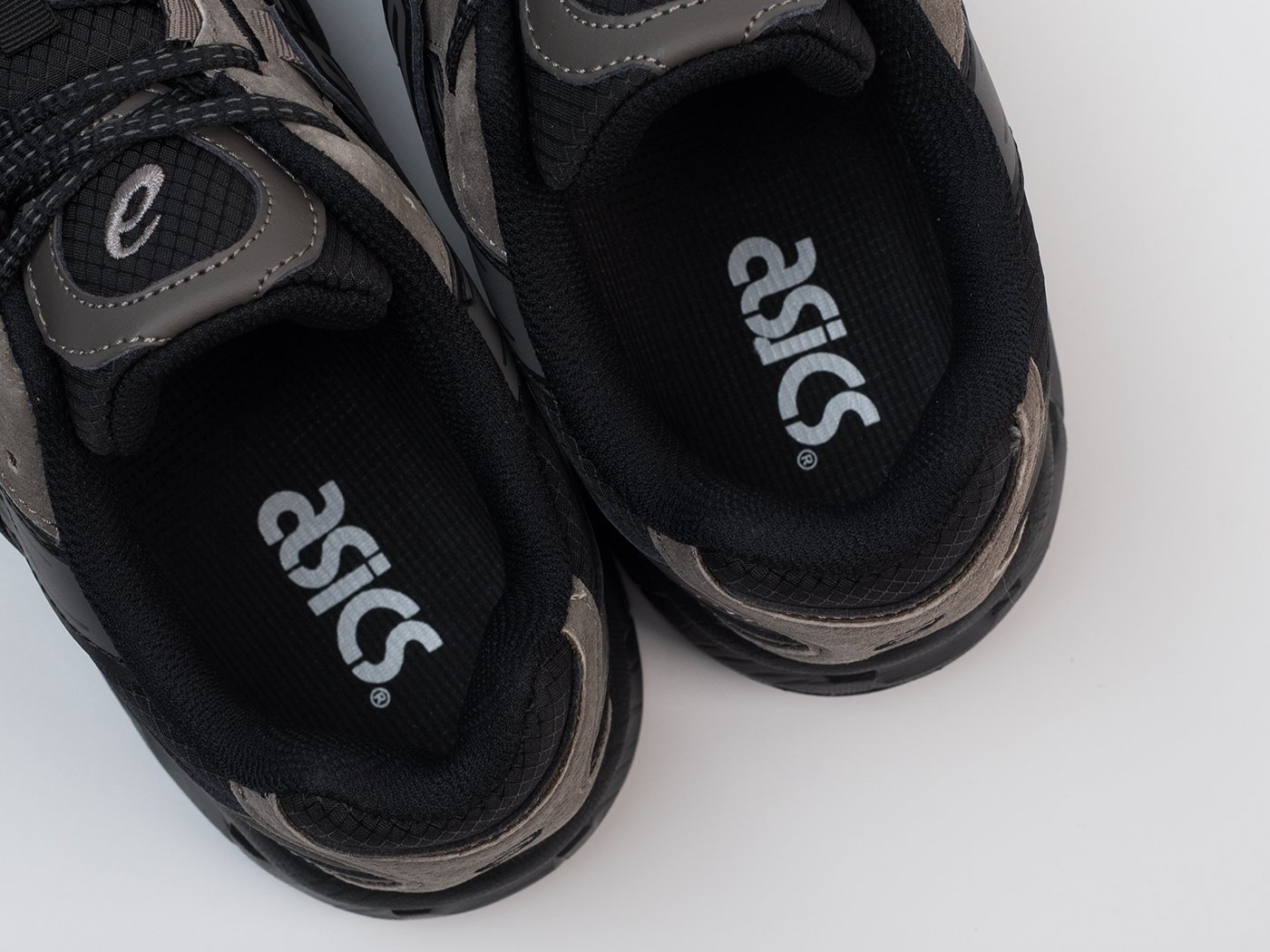 Кроссовки Asics Gel Sonoma TR62