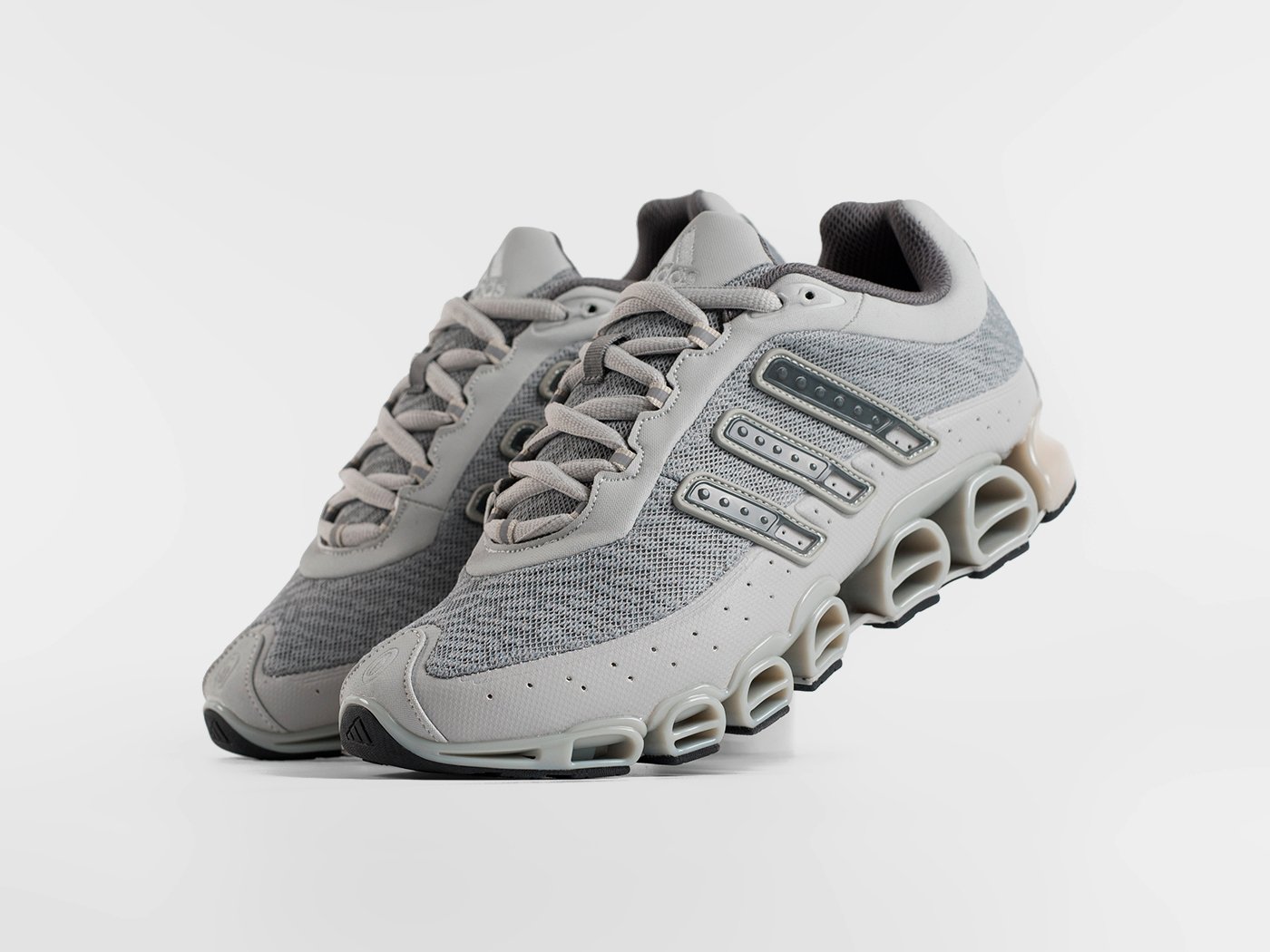 Кроссовки Adidas Megaride Pro