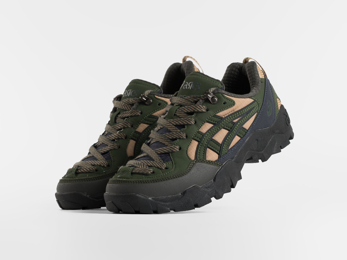 Кроссовки Asics GEL PICKAX