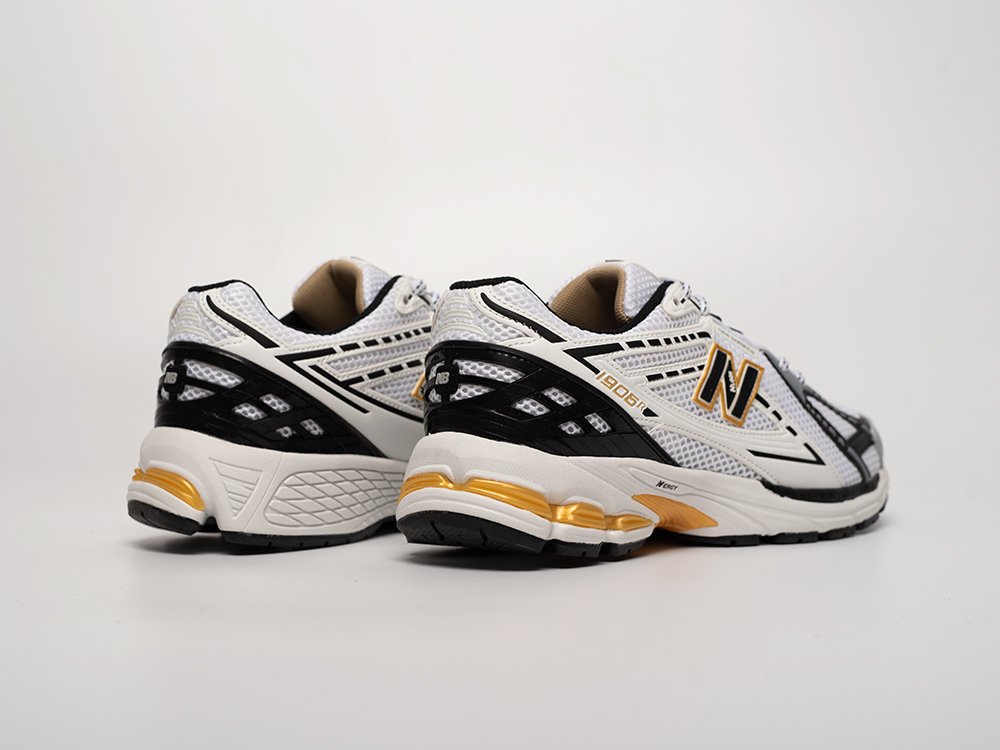 Кроссовки New Balance 1906R