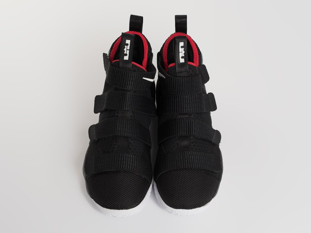 Кроссовки Nike Lebron Soldier 11