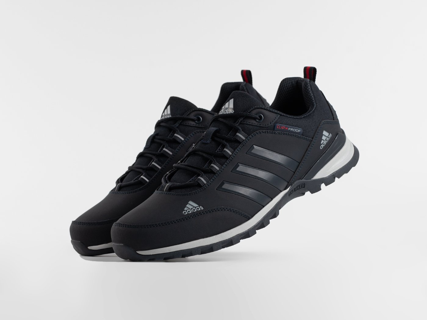 Кроссовки Adidas Climaproof