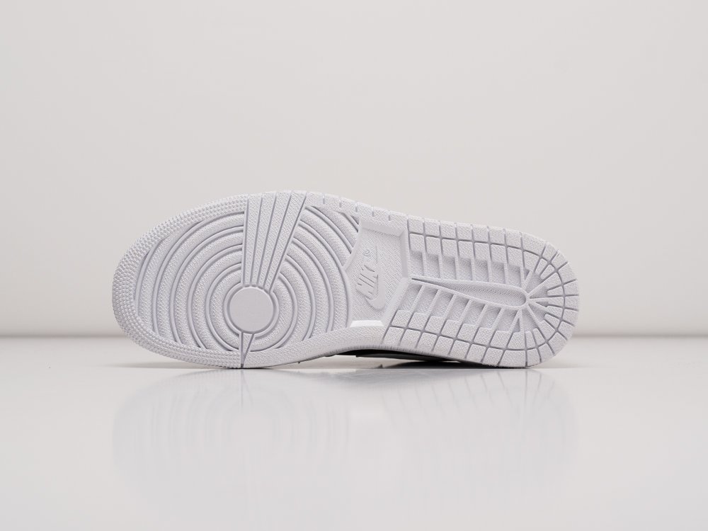 Кроссовки Nike Air Jordan 1 Low