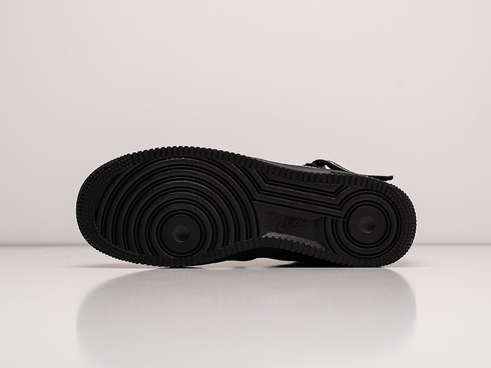 Зимние Кроссовки Nike Air Force 1 07 Mid LV8