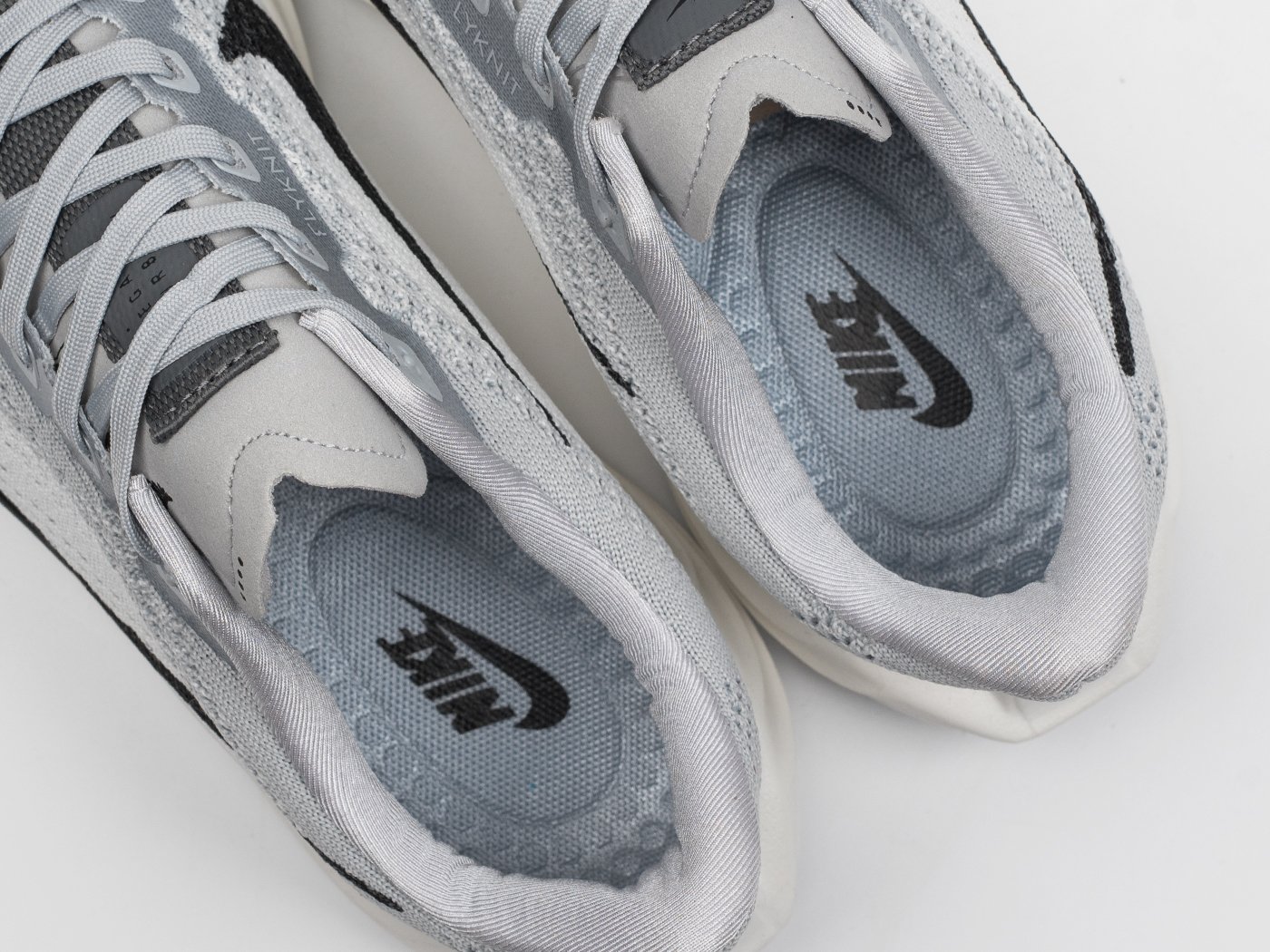 Кроссовки Nike Pegasus Plus