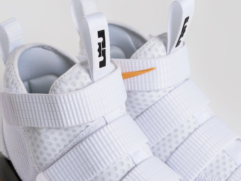 Кроссовки Nike Lebron Soldier 11