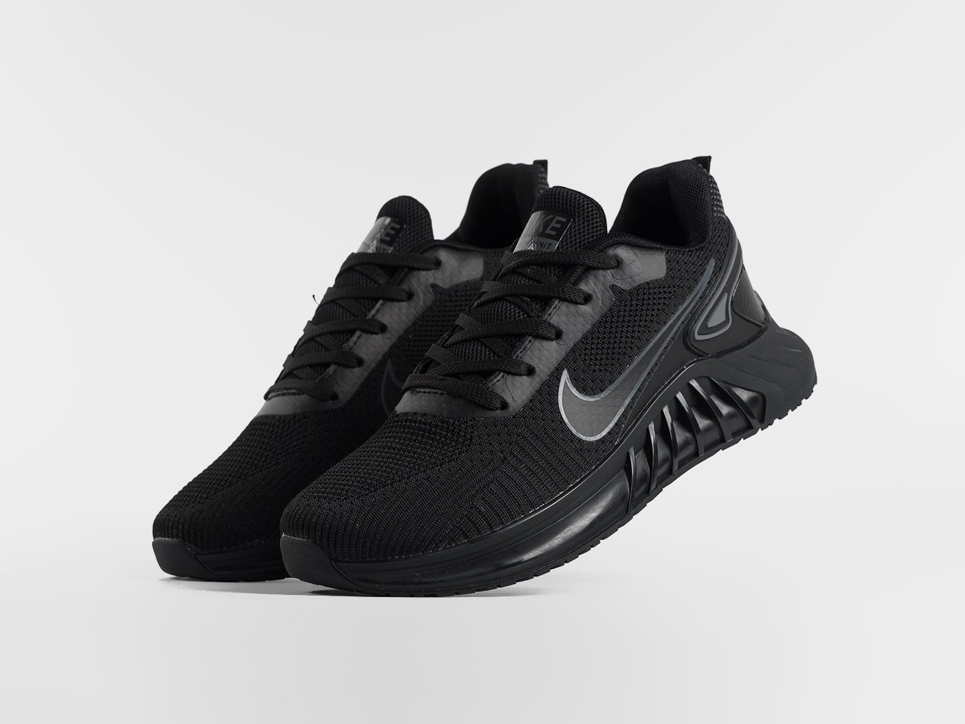 Кроссовки Nike