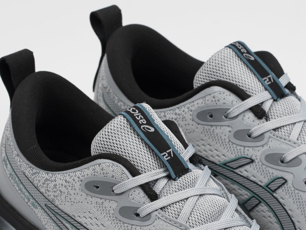 Кроссовки Asics