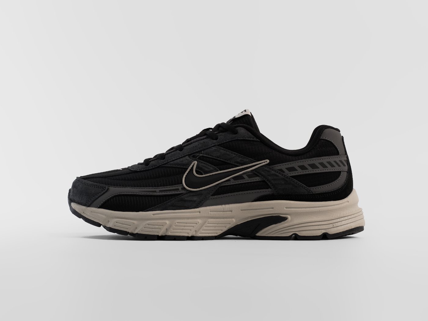 Кроссовки Nike Initiator