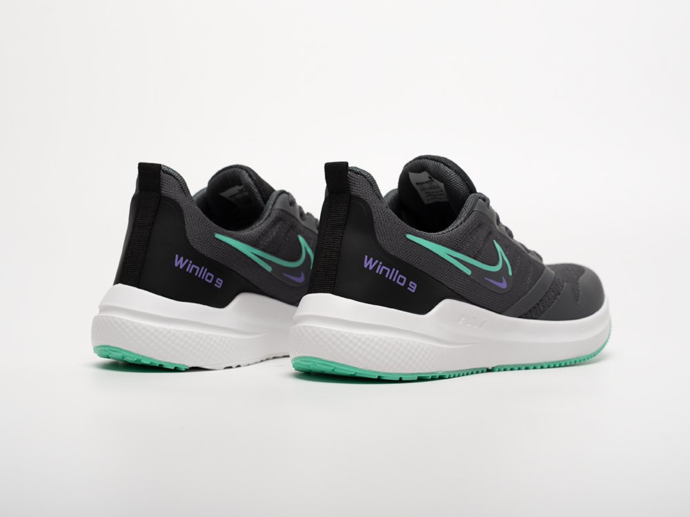 Кроссовки Nike