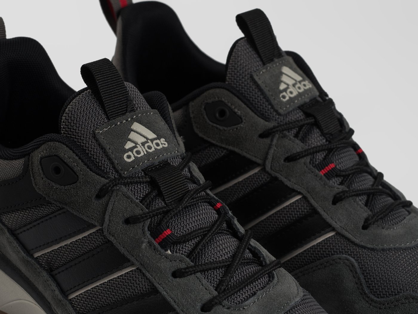 Кроссовки Adidas