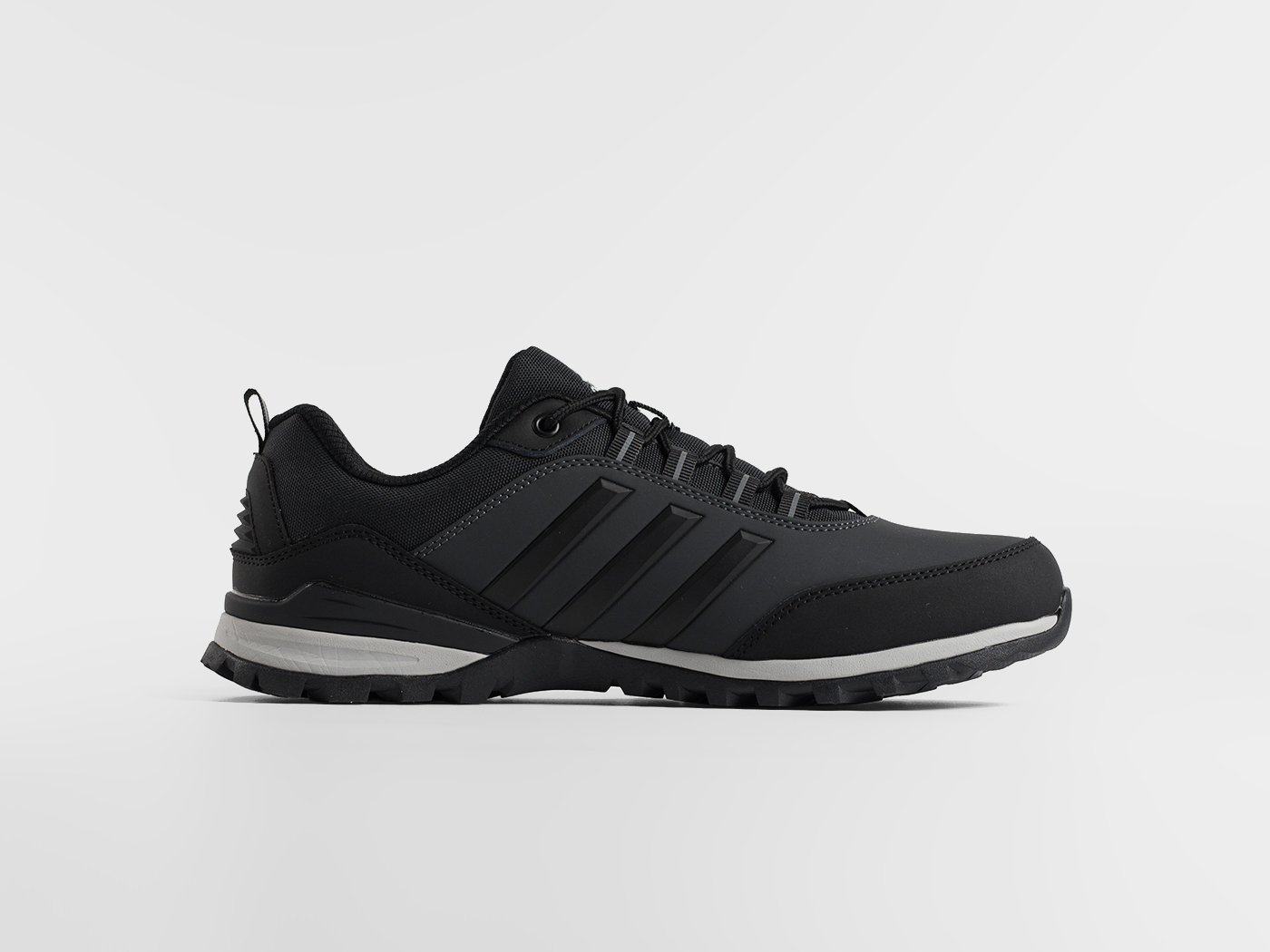Кроссовки Adidas Climaproof