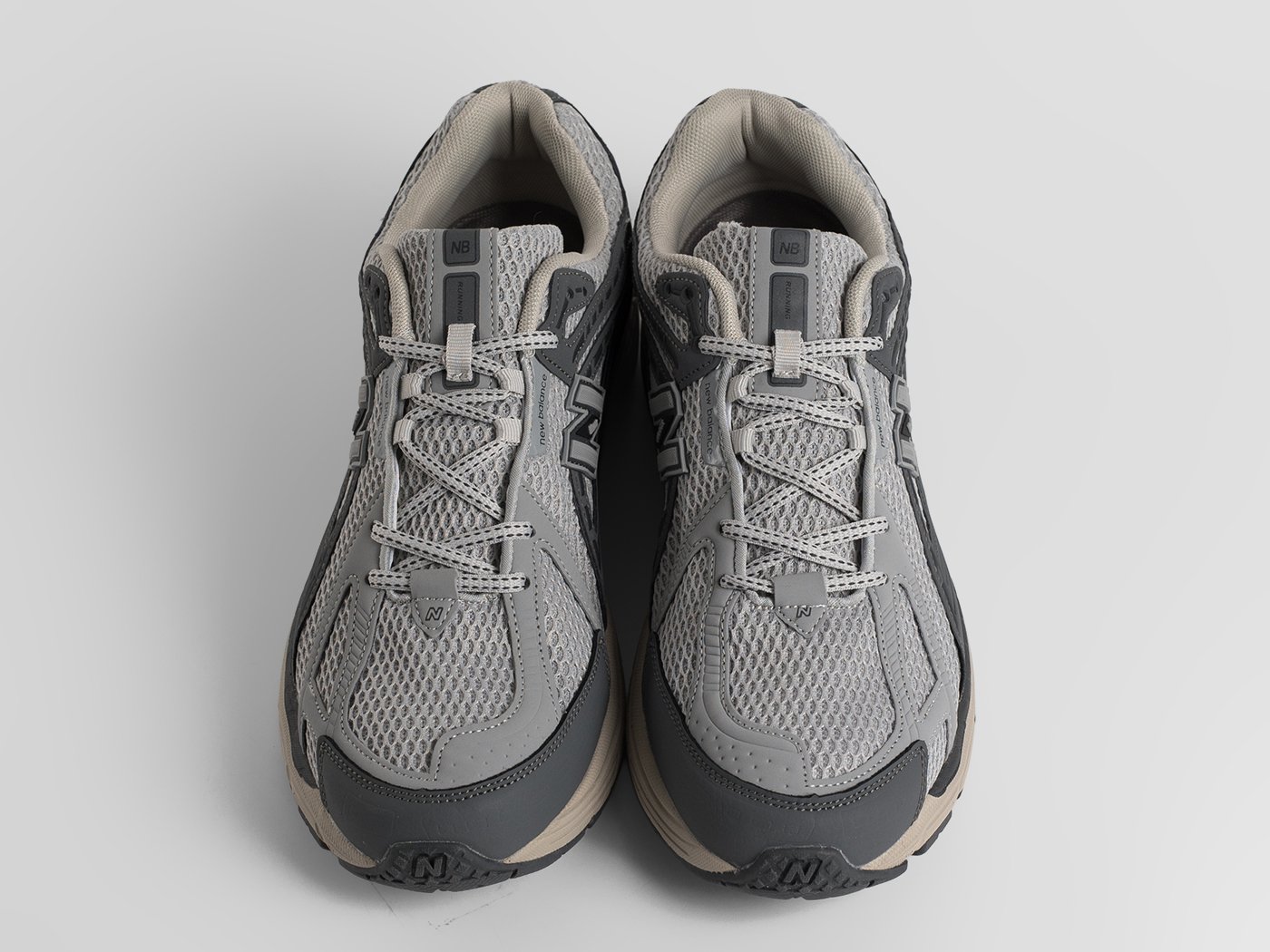 Кроссовки New Balance 1906R