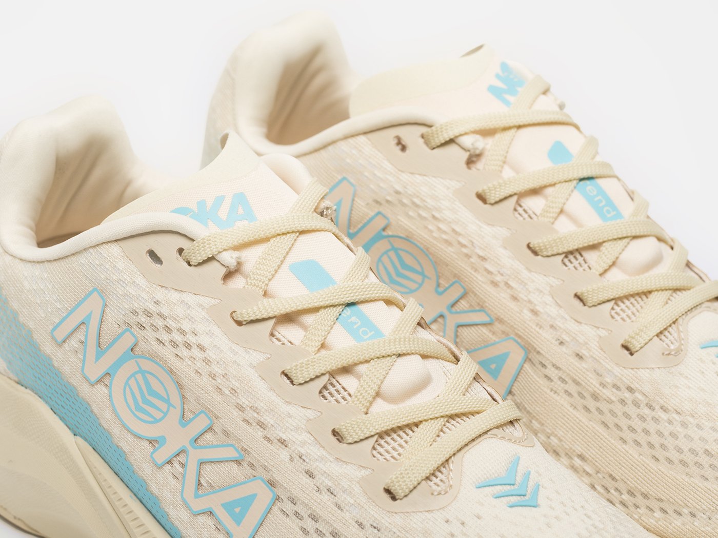 Кроссовки Hoka Mach X