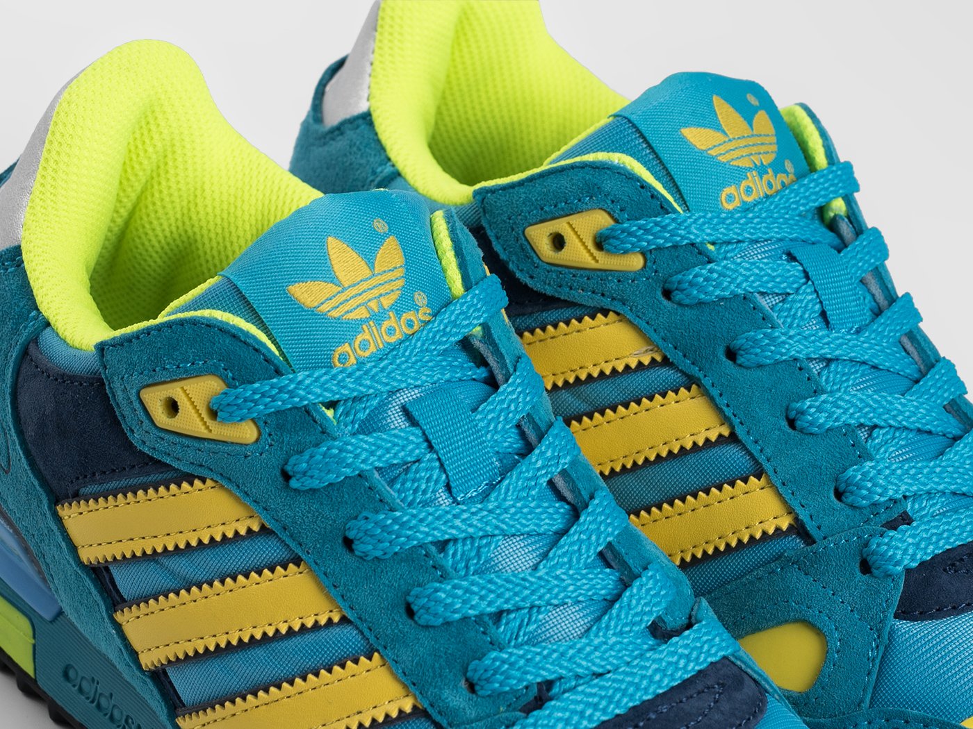 Кроссовки Adidas ZX 750
