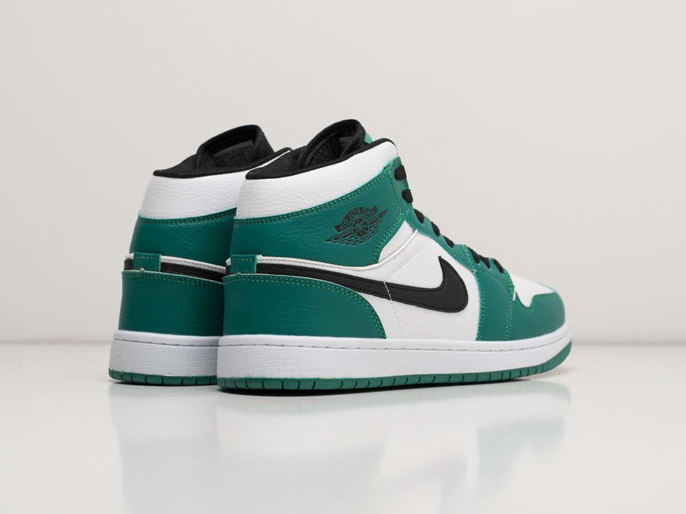 Зимние Кроссовки Nike Air Jordan 1 Mid