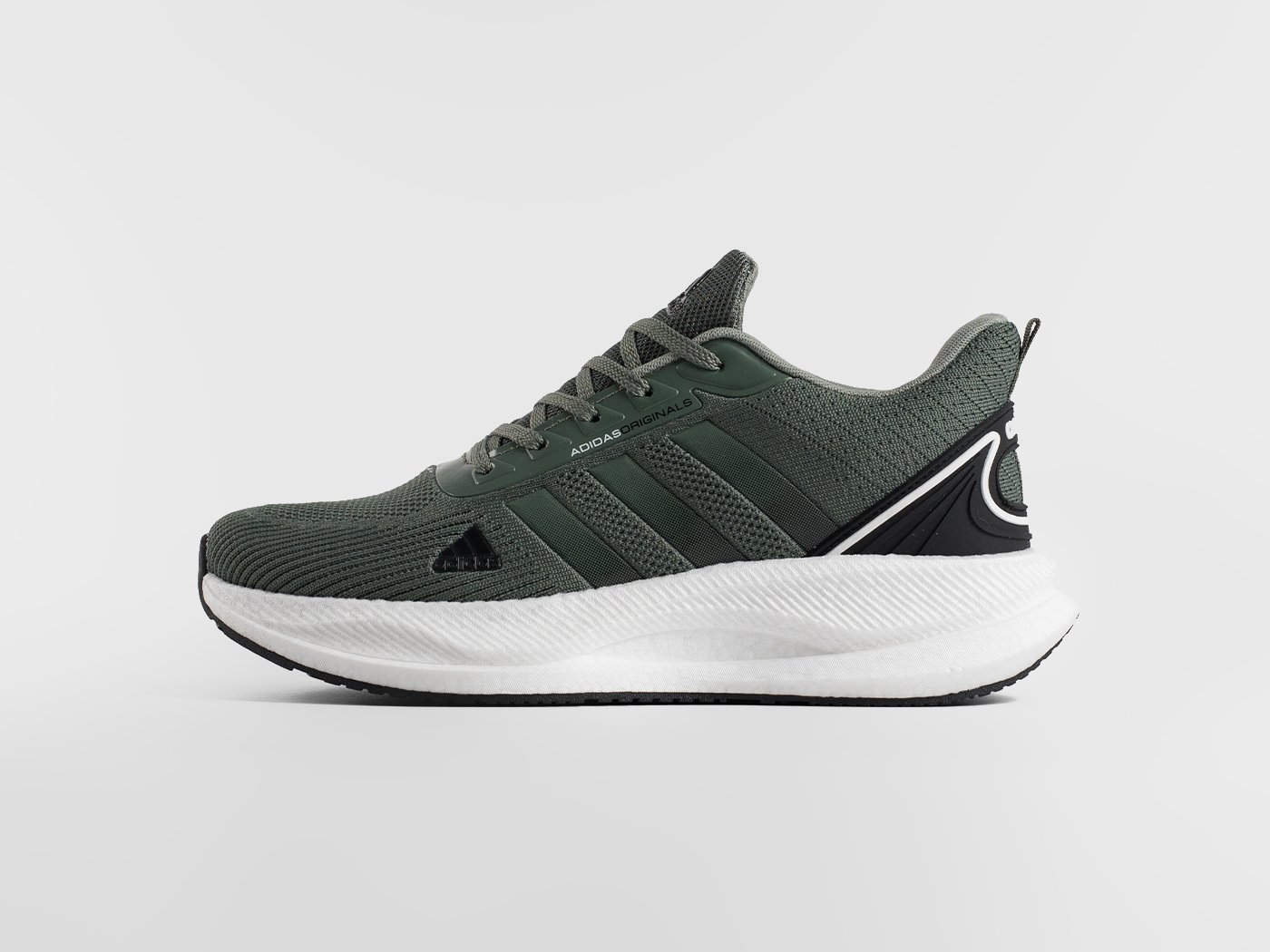 Кроссовки Adidas