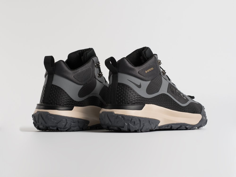 Зимние кроссовки Nike ACG Mountain Fly Mid