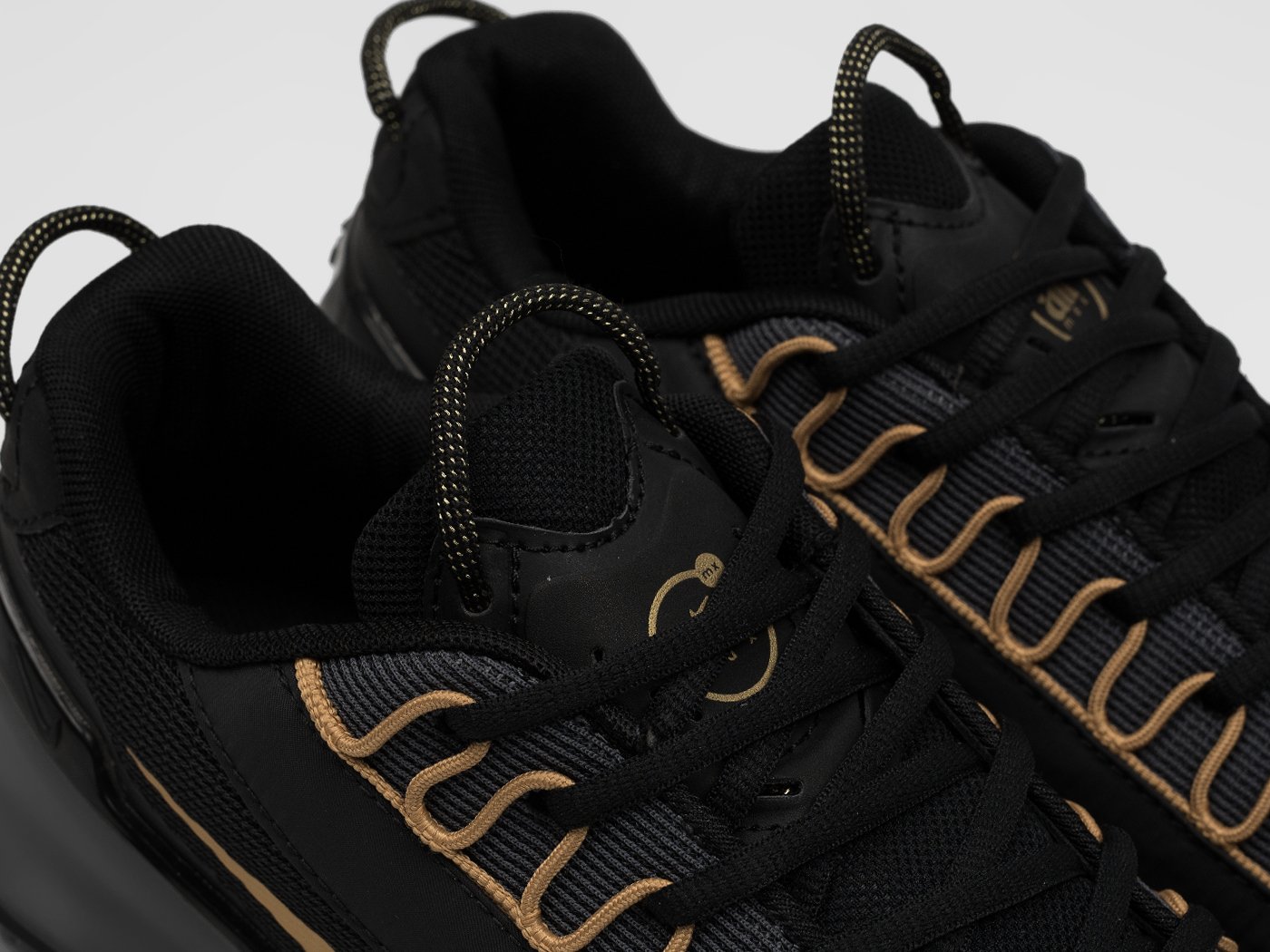 Кроссовки Nike Air Max Pulse Lifestyle