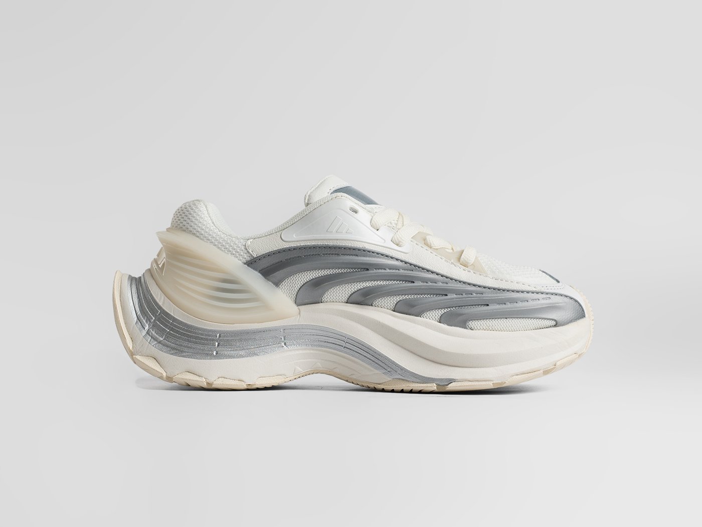 Кроссовки Adidas XLG MTW