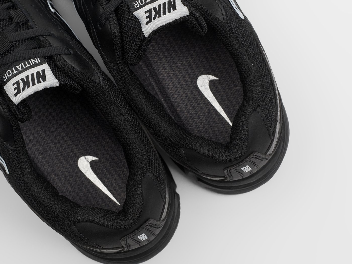 Кроссовки Nike Initiator