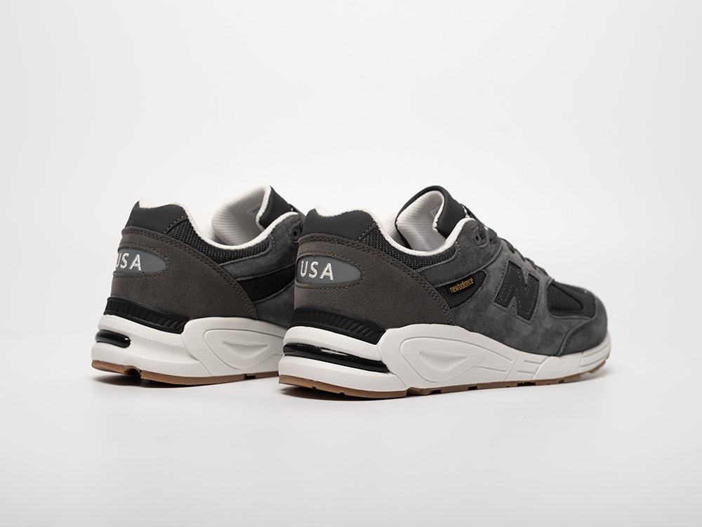 Кроссовки New Balance 990 v2