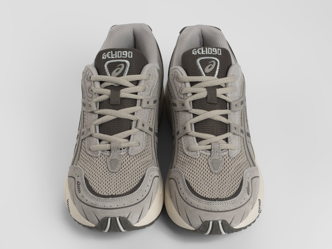 Кроссовки Asics Gel-1090