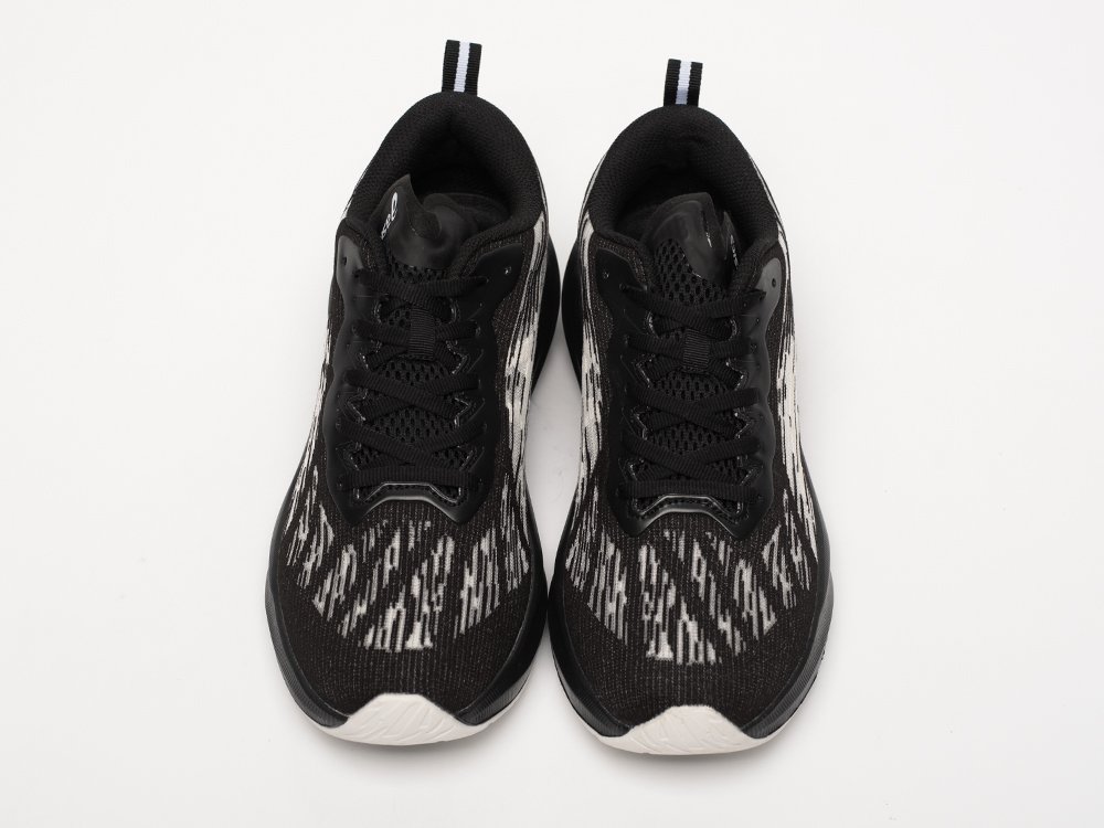 Кроссовки Asics Novablast 3