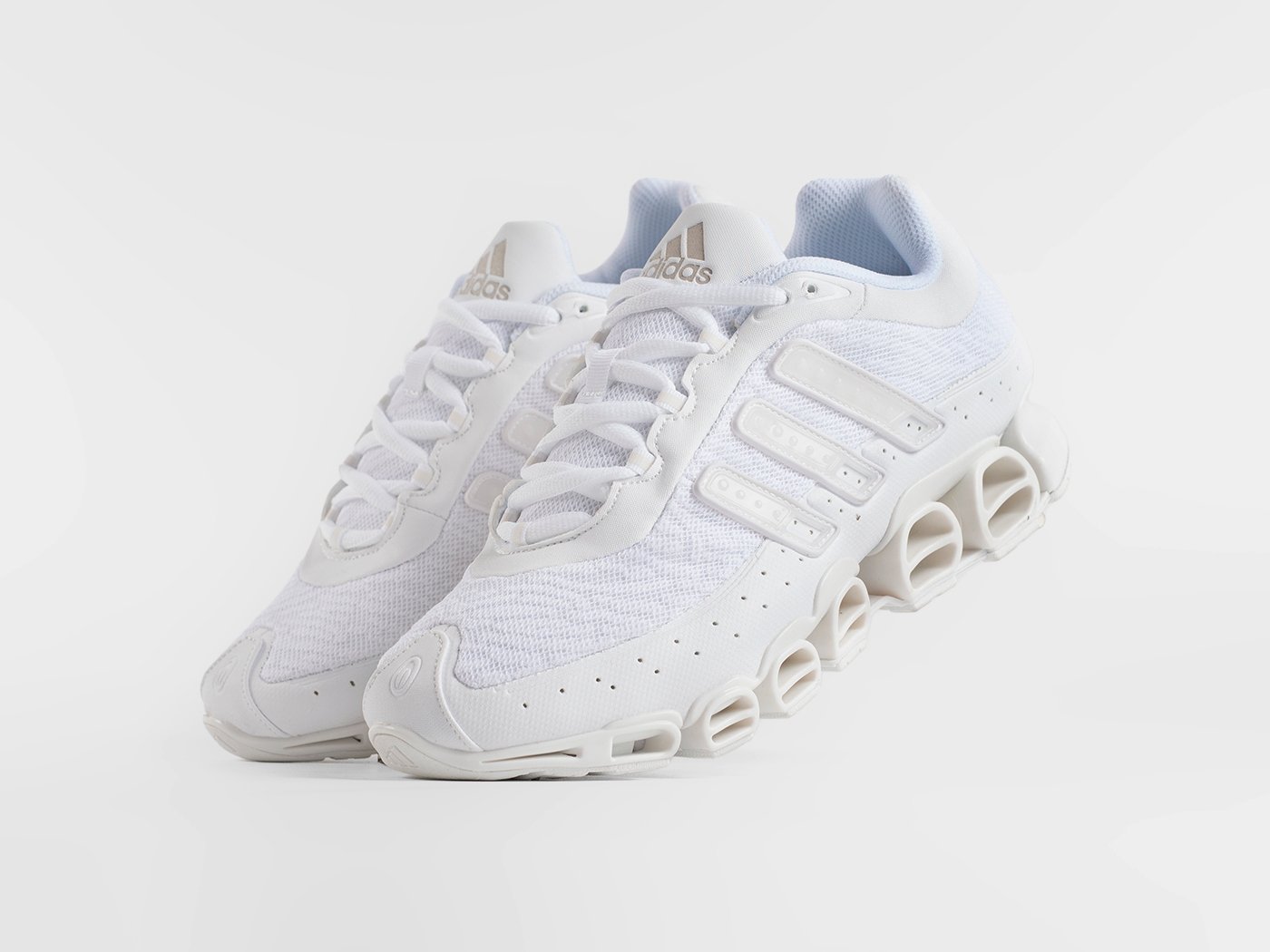 Кроссовки Adidas Megaride Pro