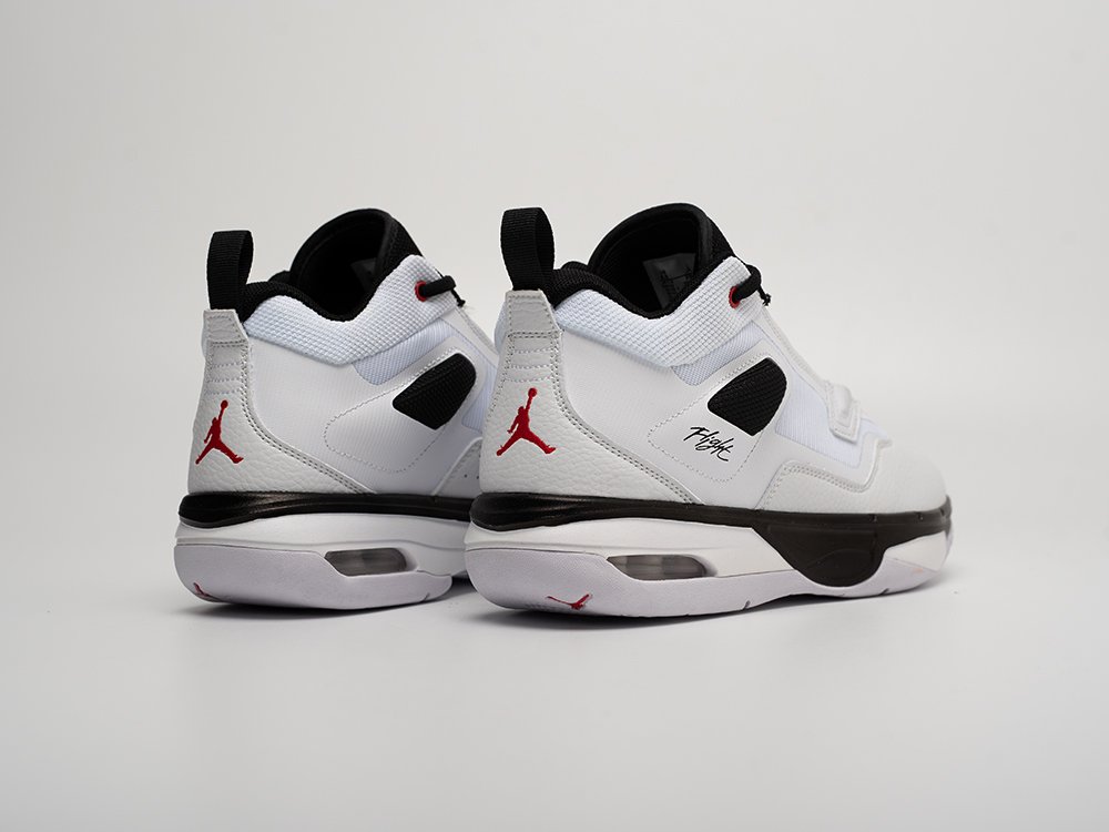 Кроссовки Jordan Stay Loyal 3