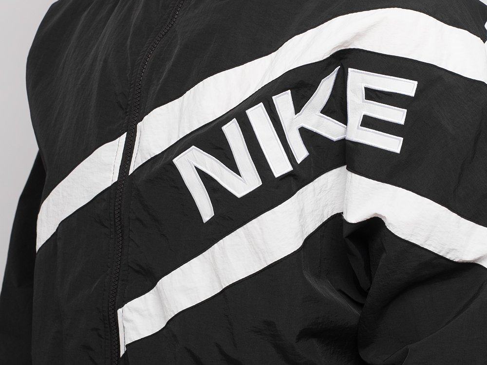 Ветровка Nike