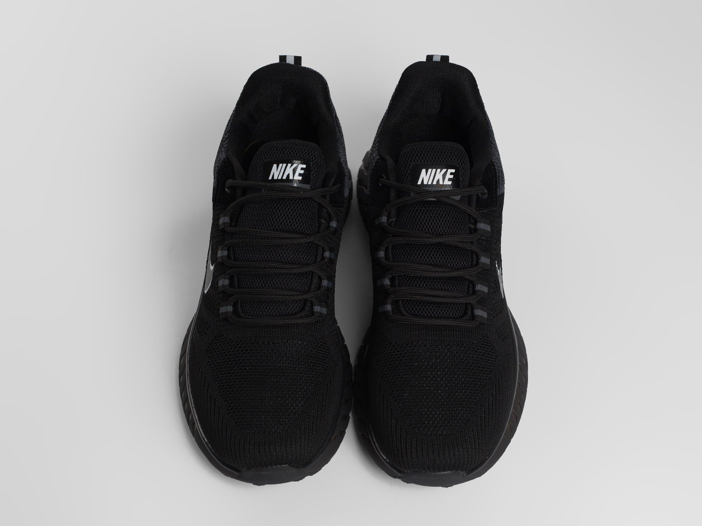 Кроссовки Nike