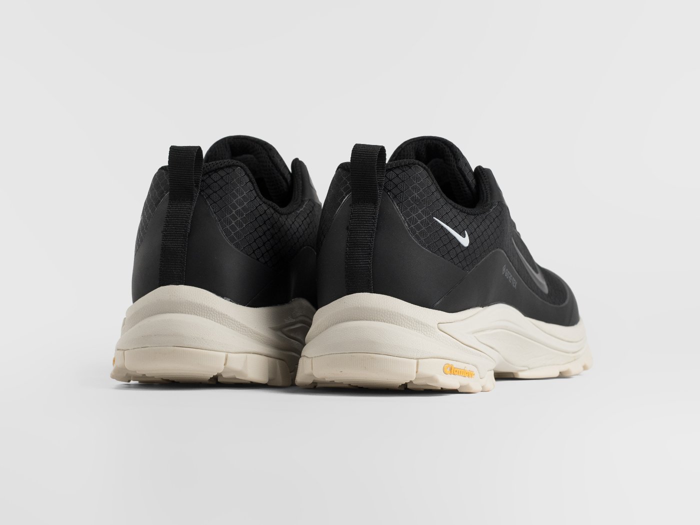 Кроссовки Nike