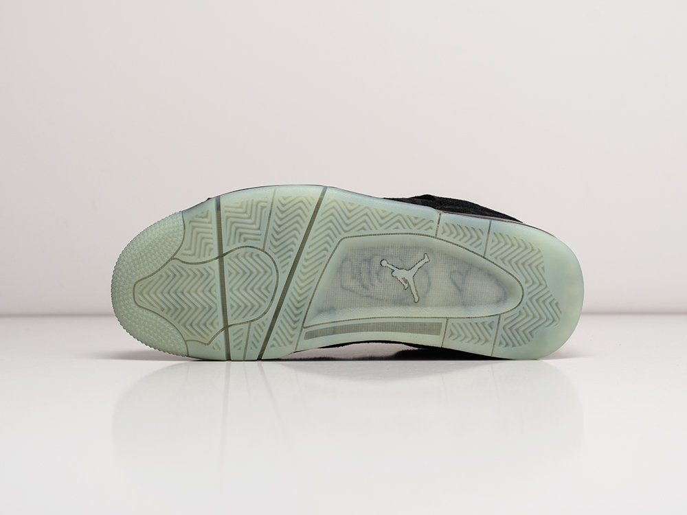 Кроссовки Kaws x Nike Air Jordan 4 Retro