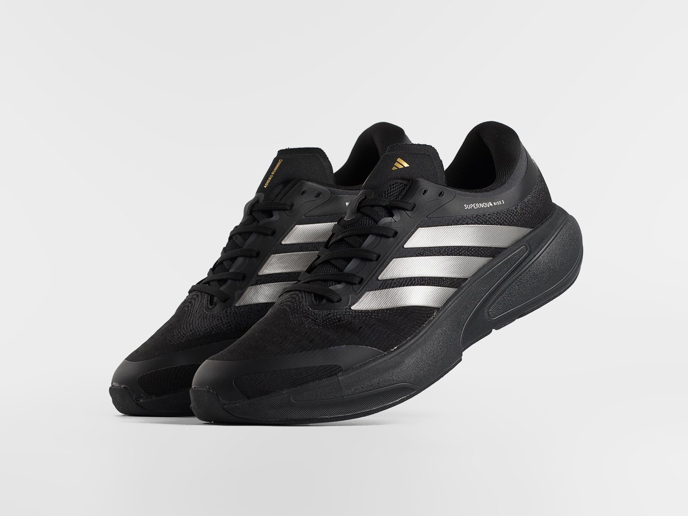 Кроссовки Adidas