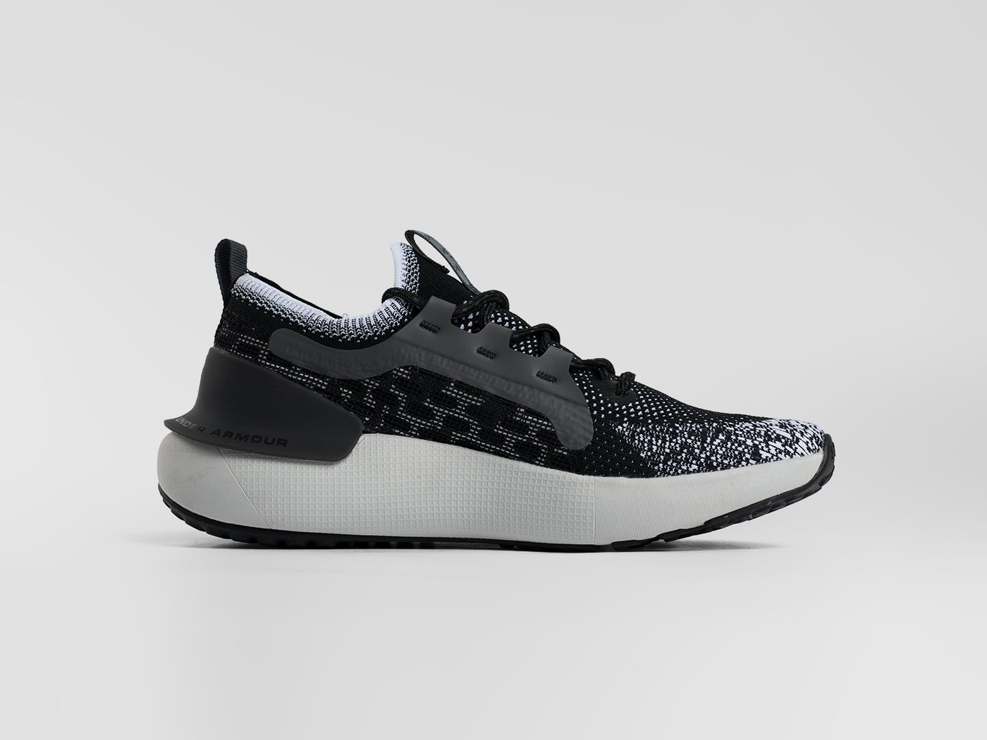 Кроссовки Under Armour HOVR Phantom 3 SE