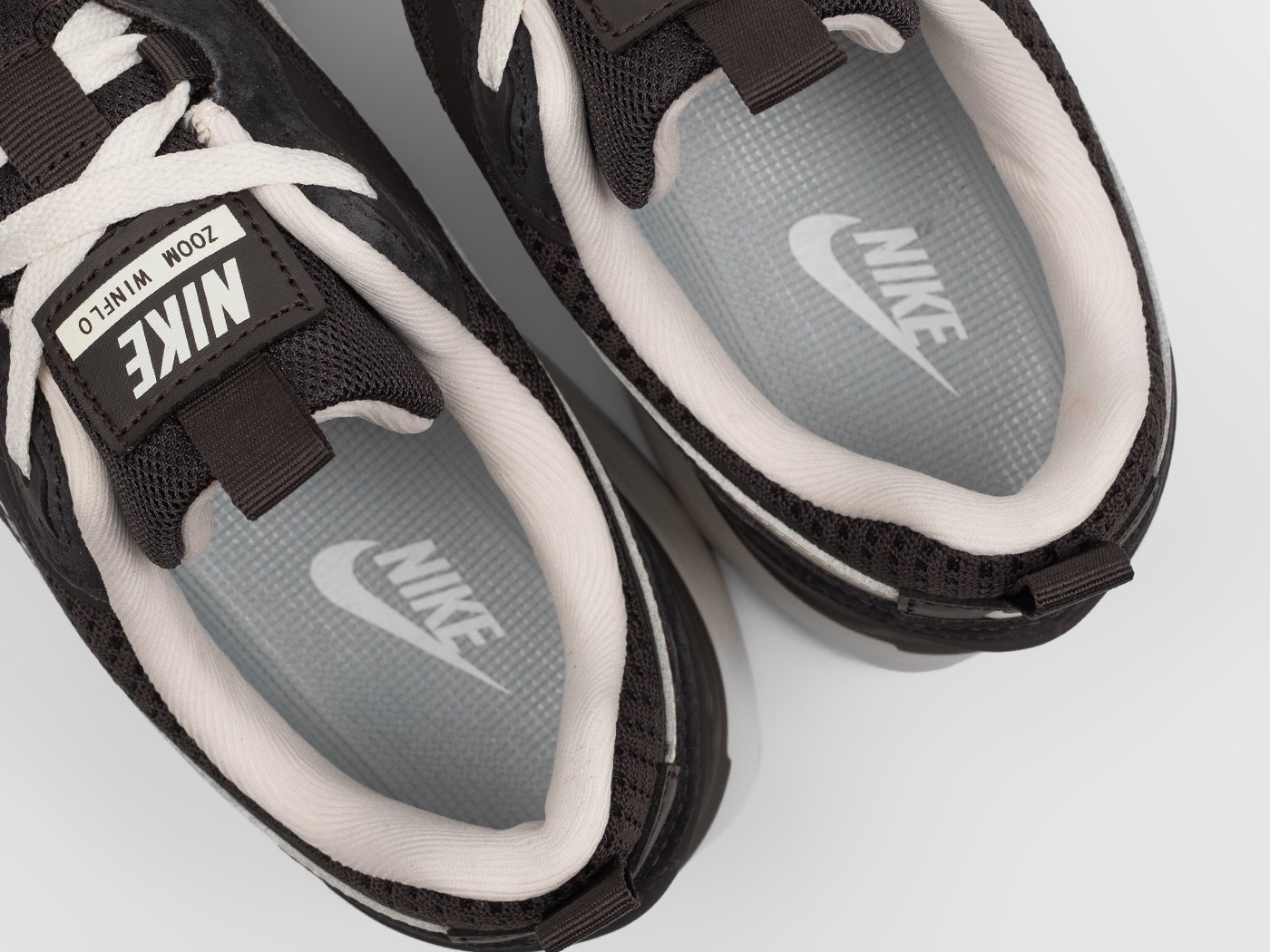 Кроссовки Nike