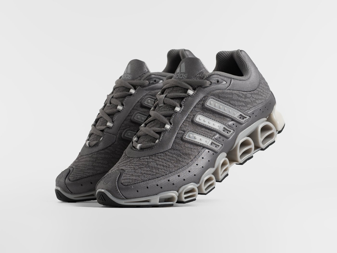 Кроссовки Adidas Megaride Pro