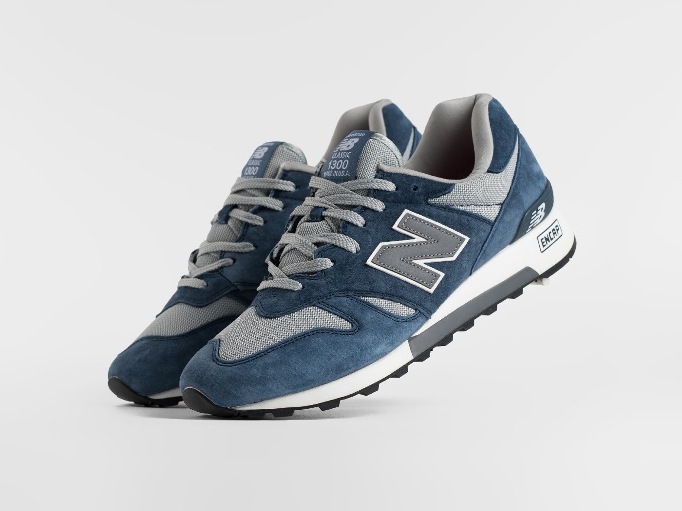 Кроссовки New Balance 1300