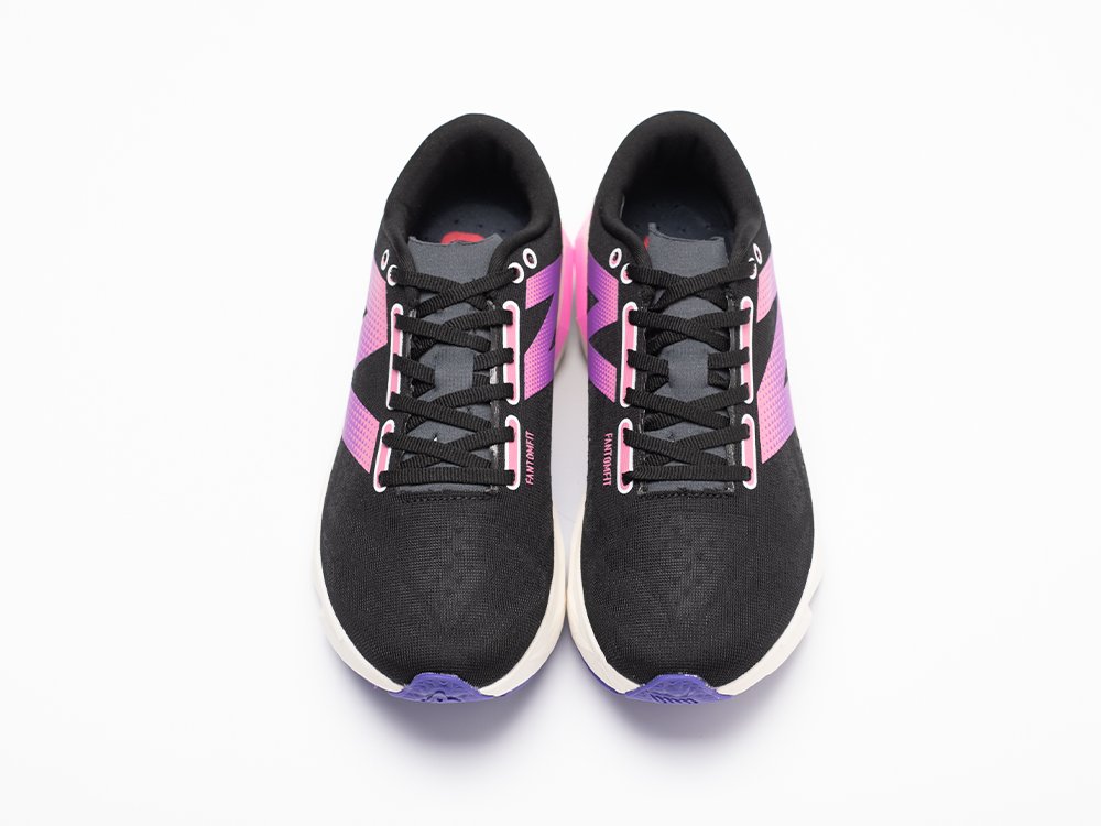Кроссовки New Balance SC Elite v4