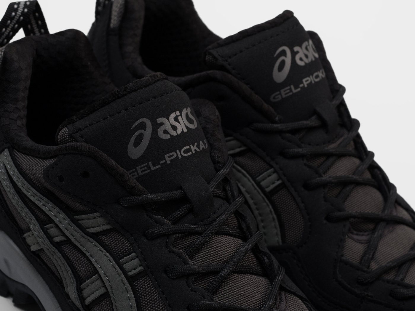 Кроссовки Asics GEL PICKAX